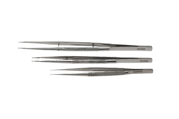 Dissecting Forceps manufactured by Salwan Surgicare