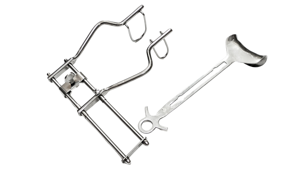 balfour retractor used in abdominal procedures