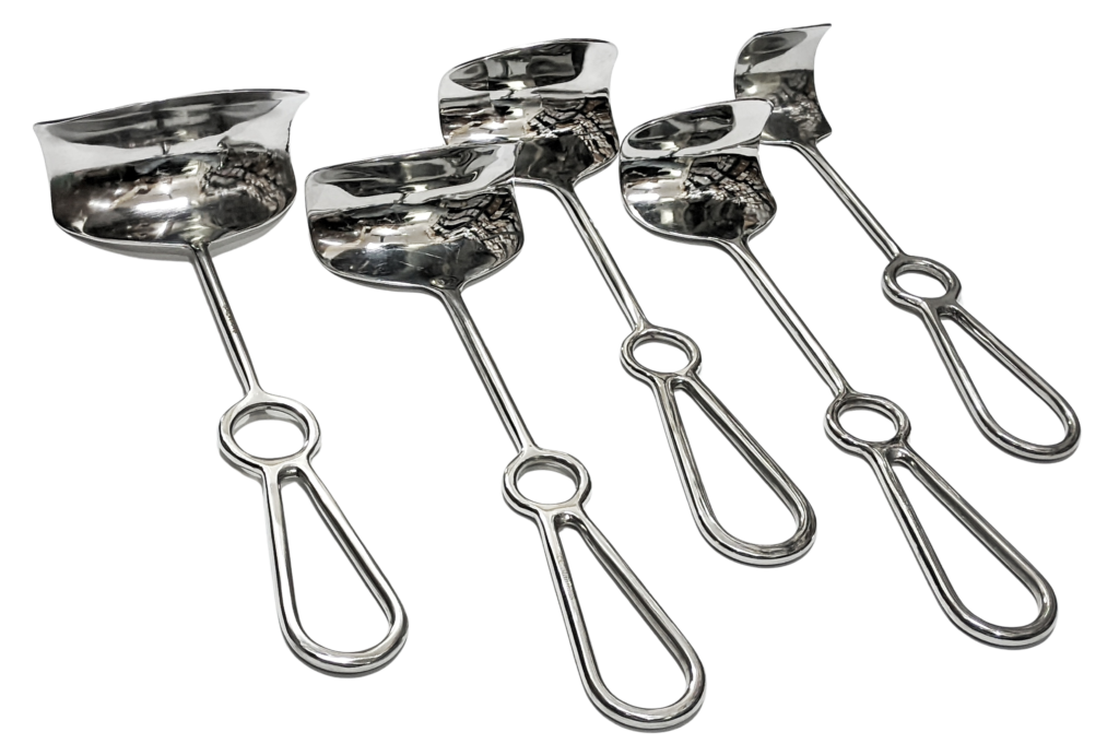 surgical doyen retractor in india