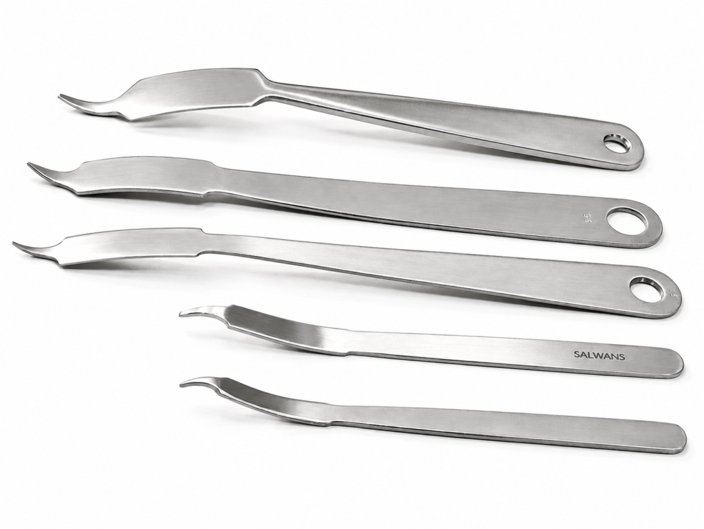 hohmann retractor orthopedic instrument